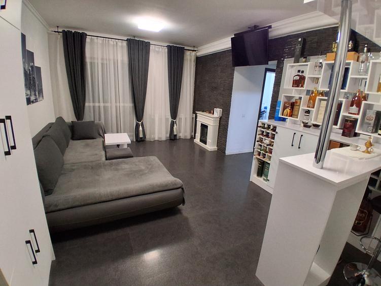 Apartament cu 3 camere în Copou