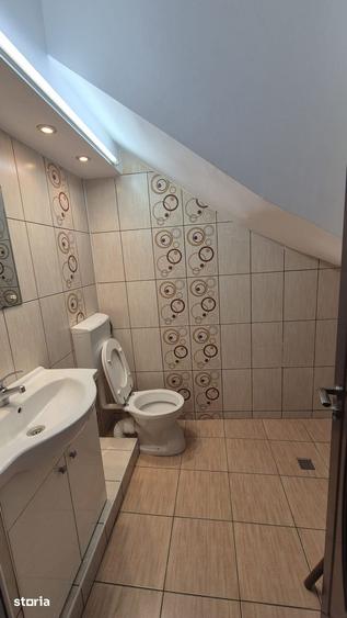 Apartament cu 5 camere decomandat în Grivița