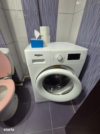 Apartament cu 3 camere semidecomandat în Nicolina