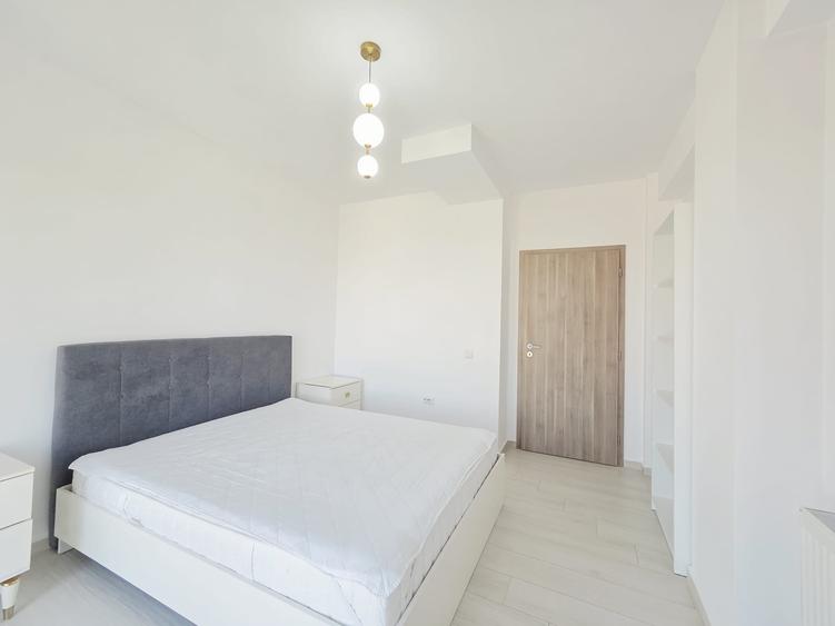 Apartament cu 2 camere decomandat, mobilat în Central
