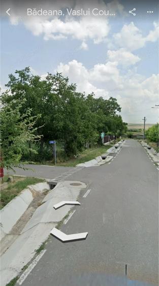 Teren de 718 mp, în Bădeana