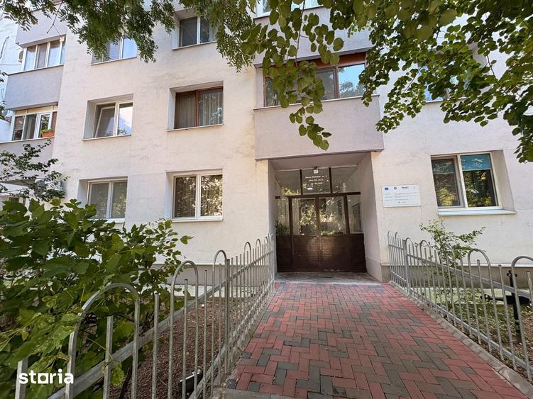 Apartament cu 3 camere în Titan