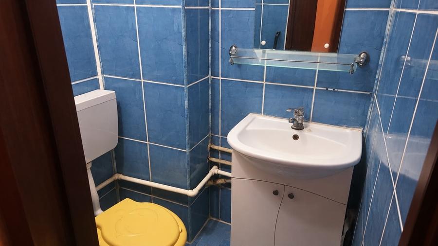 Apartament cu 3 camere decomandat în I. C. Frimu