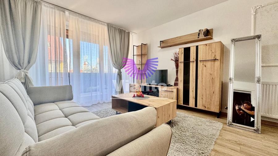 Apartament cu 3 camere decomandat, mobilat în Calea Poplăcii