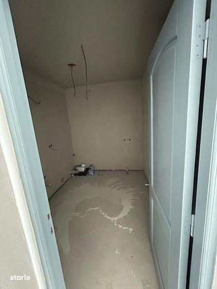 Apartament cu 4 camere în Decebal