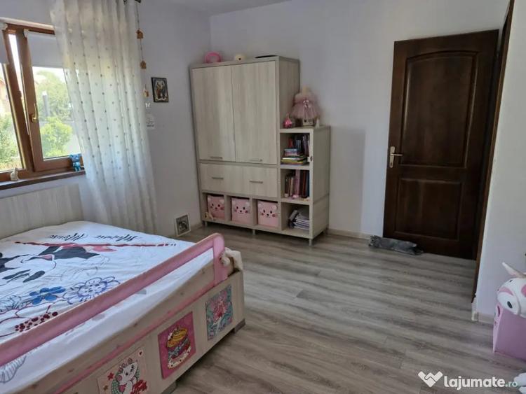 Casă cu 1 camere cu Teren 1024 Mp în Malu Mare