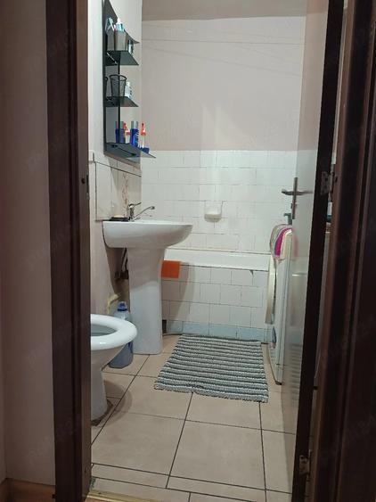 Apartament cu 2 camere decomandat în Nufărul