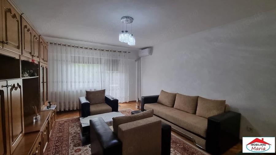 Apartament cu 2 camere decomandat în Carpați 2