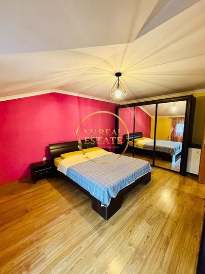 Apartament cu 4 camere decomandat în Trocadero