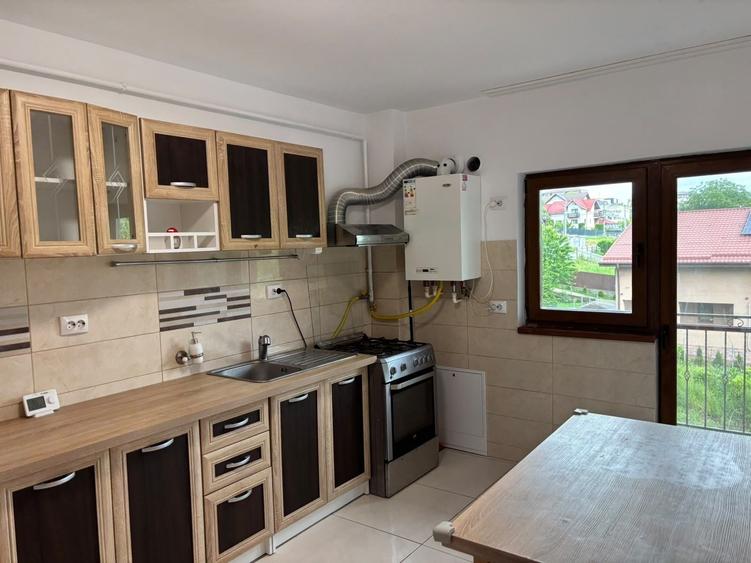 Apartament cu 2 camere decomandat în Rediu