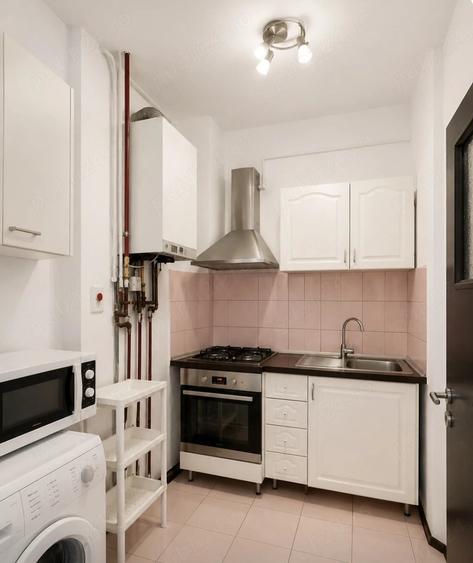 Apartament cu 2 camere semidecomandat în Calea Victoriei