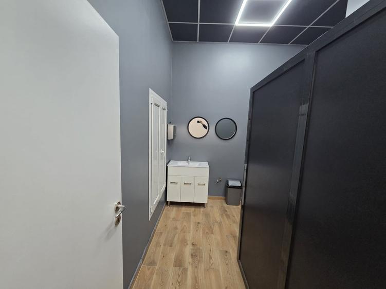 Spațiu comercial, de 100 mp, în Bucium
