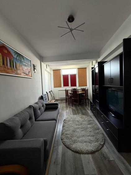 Apartament cu 2 camere decomandat în Năvodari Tabără