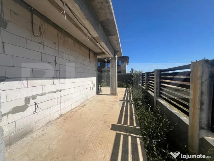 Casă cu 5 camere cu Teren 450 Mp în Central