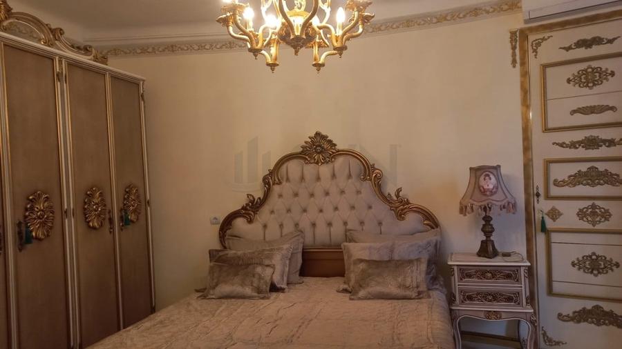 Apartament cu 6 camere semidecomandat în Grădina Icoanei