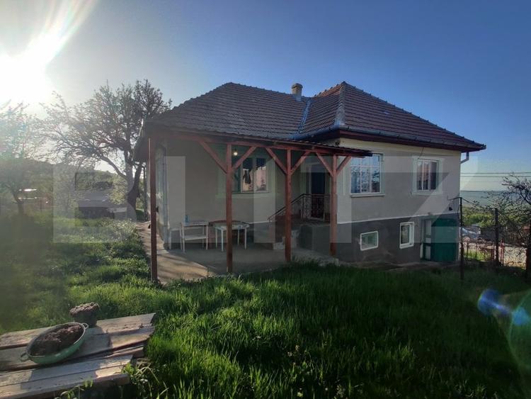 Casă individuală cu 4 camere cu Canalizare în Gheorghieni
