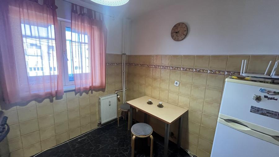 Închiriere Apartament 3 camere în Crangasi - 15