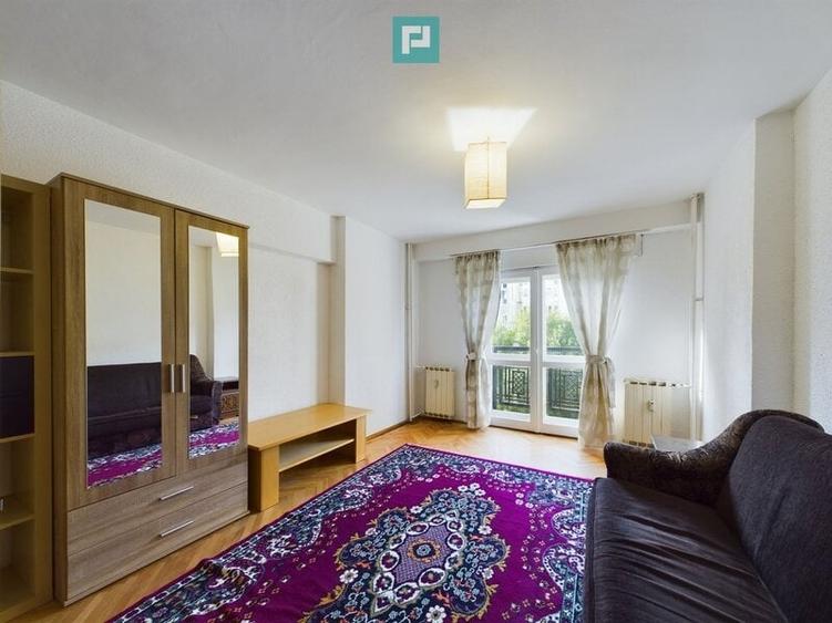 Apartament cu 2 camere decomandat în P-ța Muncii