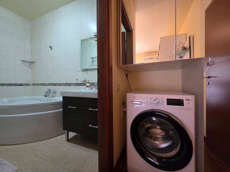 Apartament cu 3 camere semidecomandat, mobilat în Calea Plevnei