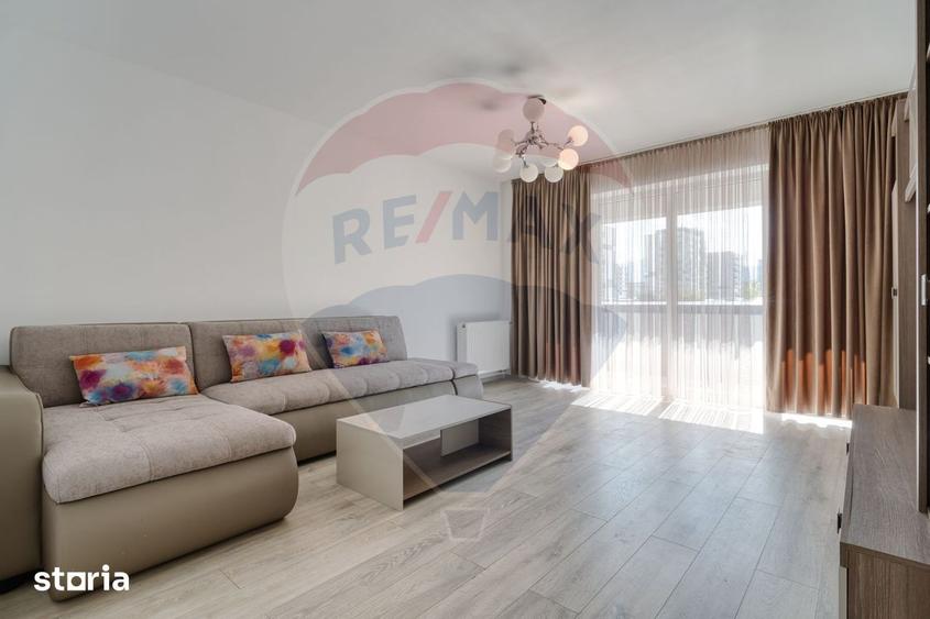 Apartament cu 3 camere decomandat, mobilat în Tractorul
