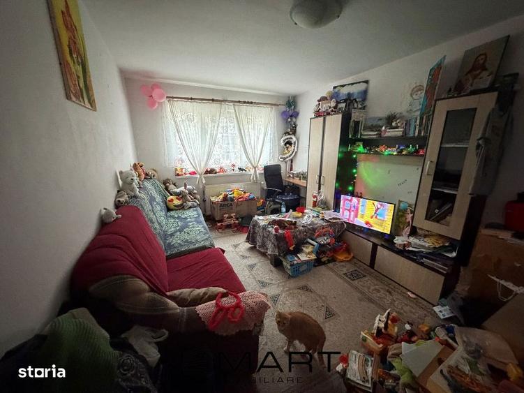 Apartament cu 3 camere decomandat, mobilat în Vasile Aaron