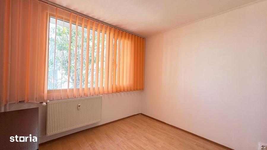 Apartament cu 4 camere decomandat, mobilat în Drumul Taberei