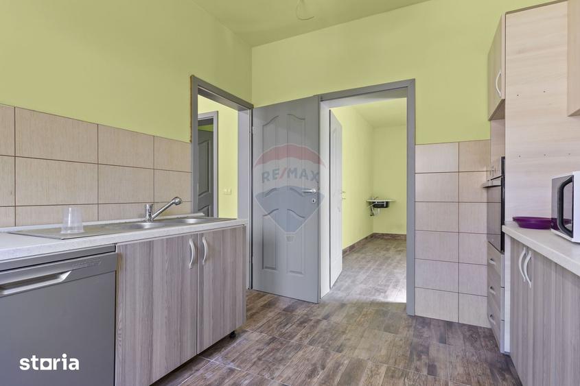 Casă cu 7 camere cu Teren 1363 Mp în Sânnicolau Mic
