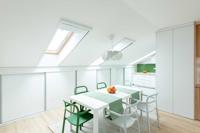 Apartament cu 3 camere decomandat în Dumbrăvița