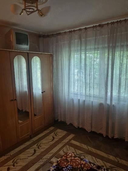 Apartament cu 3 camere decomandat în Canta