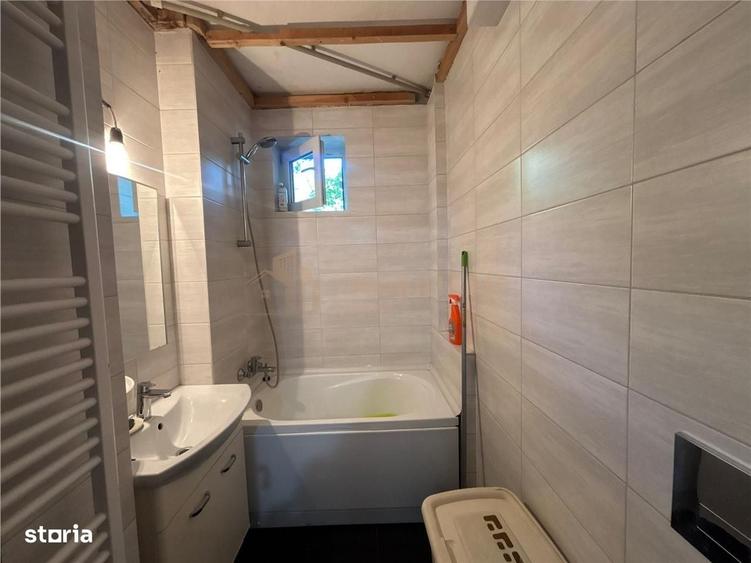 Apartament cu 2 camere decomandat în Central — fotografia 1