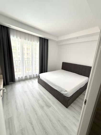 Apartament cu 3 camere decomandat în Ștefăneștii de Jos
