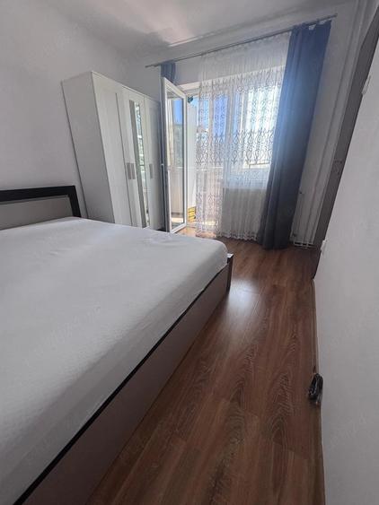 Apartament cu 3 camere semidecomandat în Iosefin