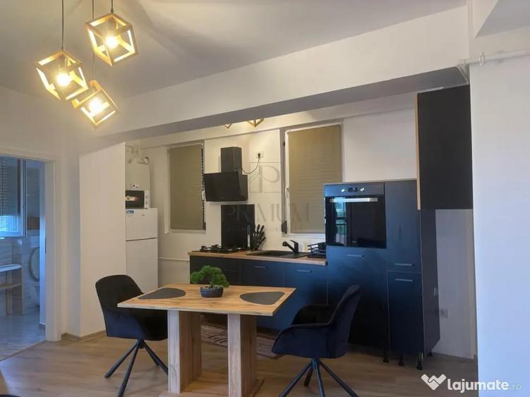 Apartament cu 2 camere semidecomandat în Aradului