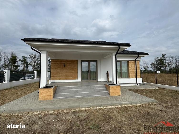 Casă cu 4 camere cu Teren 574 Mp în Vânători