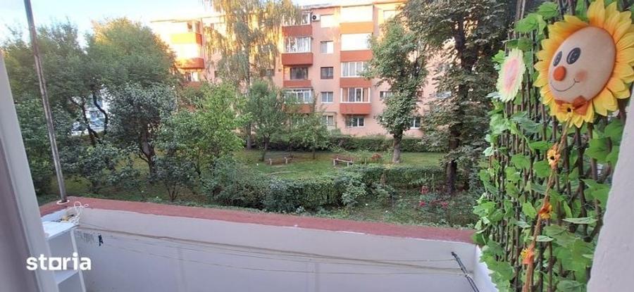 Garsonieră decomandată în Astra