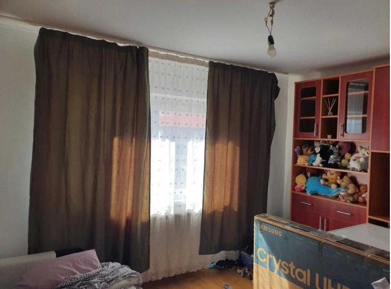 Apartament cu 2 camere decomandat în Bratia din Deal