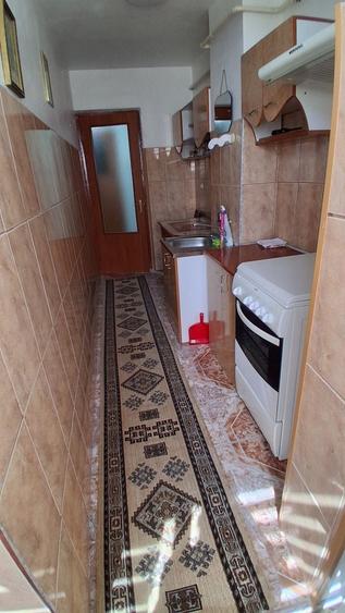 Apartament cu 2 camere decomandat în Micro 19