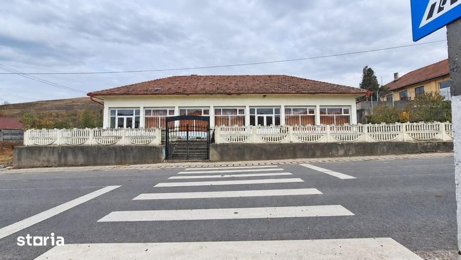 Spațiu comercial, de 239 mp, în Șeica Mică
