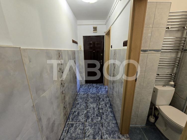 Apartament cu 2 camere nedecomandat, mobilat în Mihai Viteazul