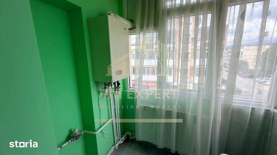 Apartament cu 2 camere decomandat în Central