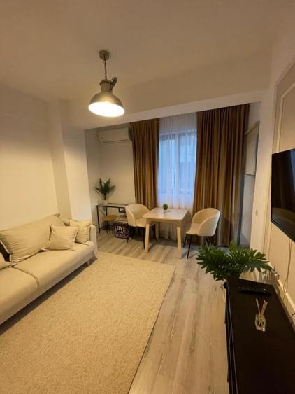 Apartament cu 2 camere decomandat, mobilat în Vatra Luminoasă