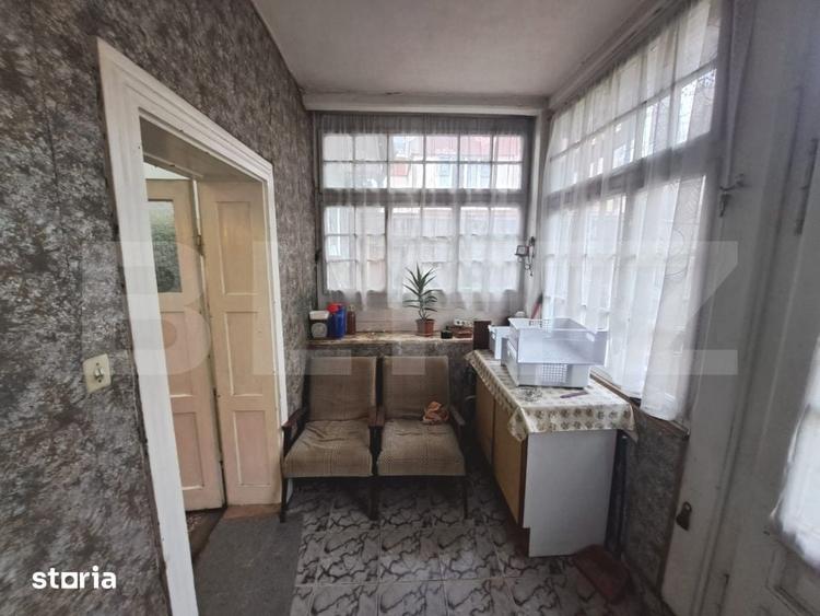 Casă cu 2 camere cu Teren 300 Mp în Astra