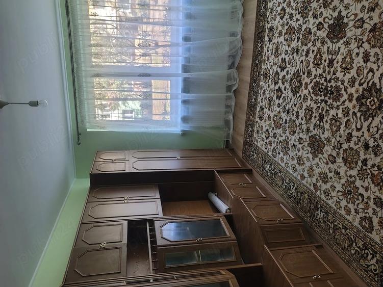 Apartament cu 3 camere decomandat în Săsar