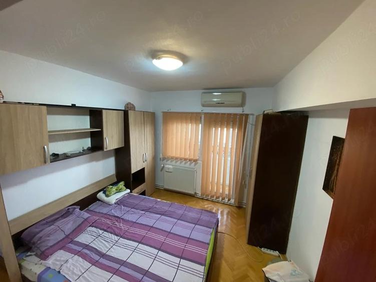 Apartament cu 4 camere decomandat în Șagului