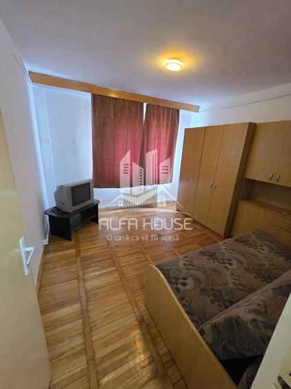 Apartament cu 2 camere decomandat în Micro IV