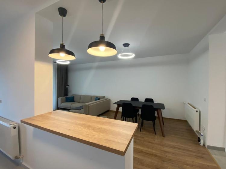 Duplex cu 4 camere cu Canalizare în Cetate