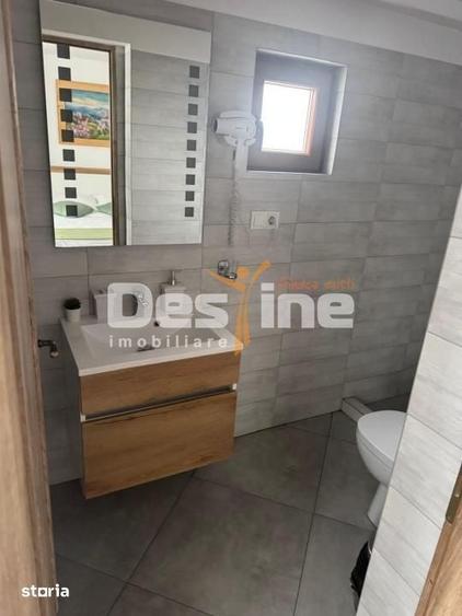 Spațiu comercial, de 450 mp, în Aluniș