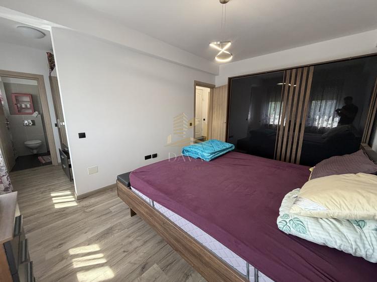 Duplex cu 5 camere cu Canalizare în Borhanci