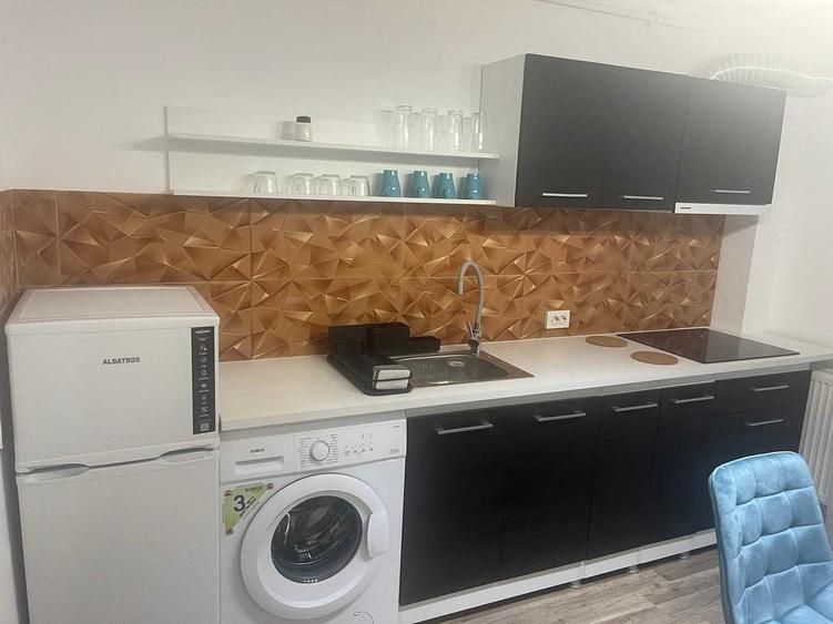 Garsonieră decomandată în Gura Văii