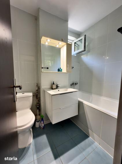 Apartament cu 2 camere decomandat în Tei